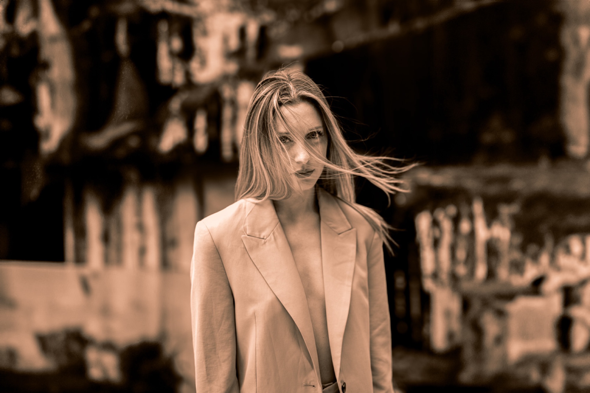 Model Forte dei Marmi Quarries, shooting, yellow, sepia, marble, cave, rocks, mountains, alpi apuane.