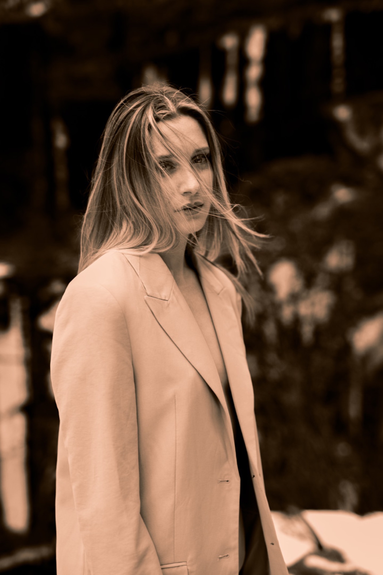 Model Forte dei Marmi Quarries, shooting, yellow, sepia, marble, cave, rocks, mountains, alpi apuane.