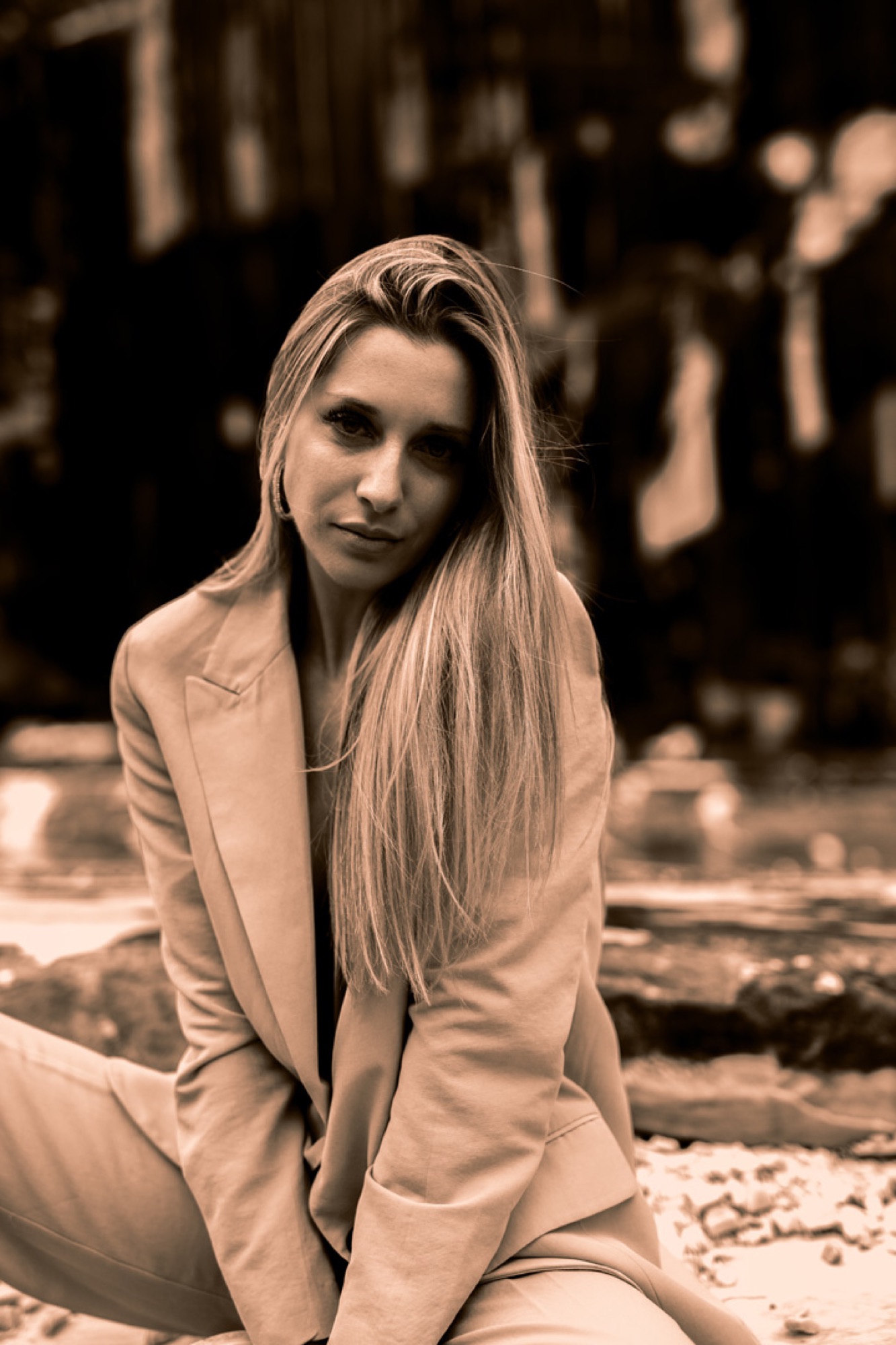 Model Forte dei Marmi Quarries, shooting, yellow, sepia, marble, cave, rocks, mountains, alpi apuane.