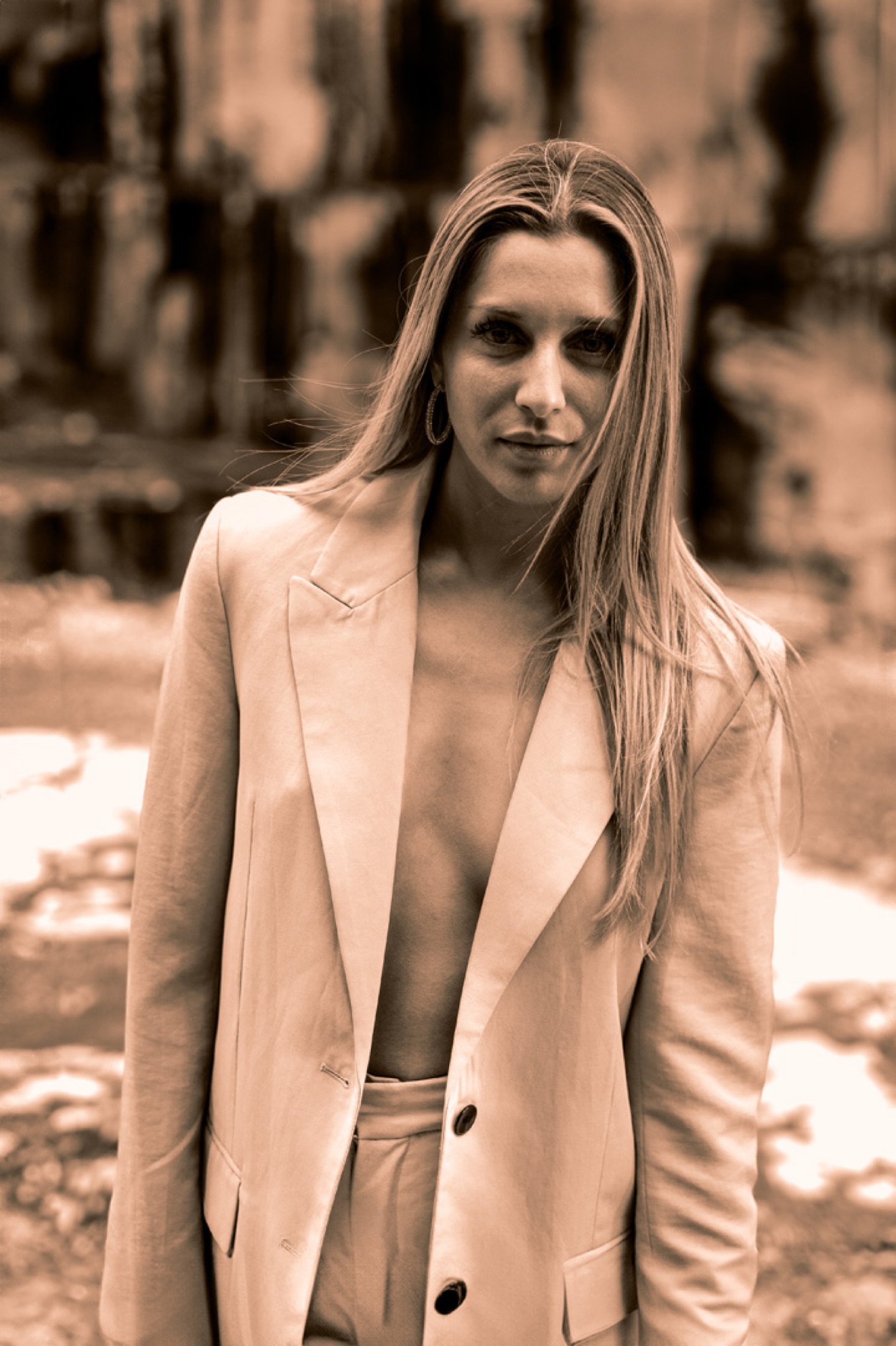 Model Forte dei Marmi Quarries, shooting, yellow, sepia, marble, cave, rocks, mountains, alpi apuane.